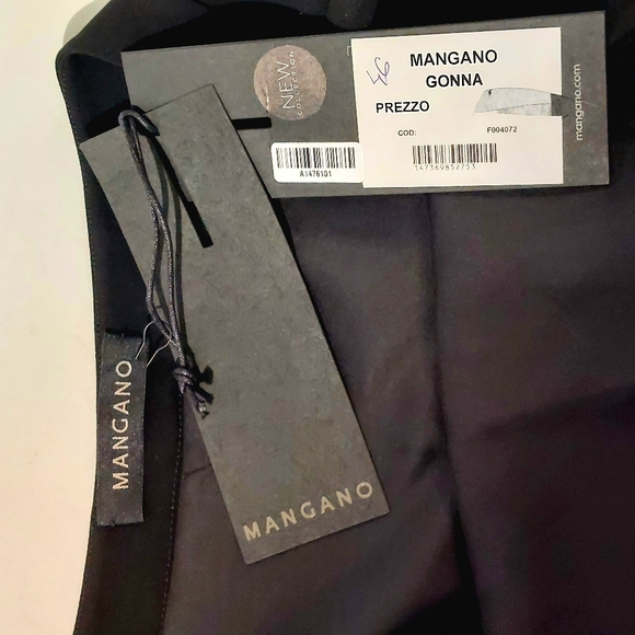 Mangano black hi-lo ruffled hem lined mini skirt w/ side zip, Euro XL/IT46, NWT - Picture 4 of 11